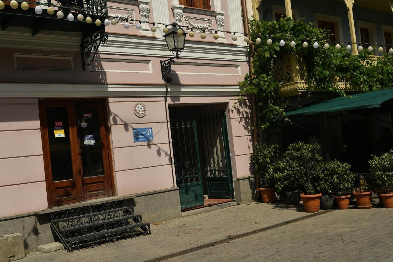 Capsuleplus Tbilisi Exterior photo